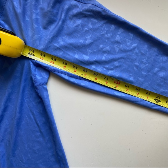 Sweaty Betty all day embossed 7/8 leggings, size XS - Picture 6 of 8